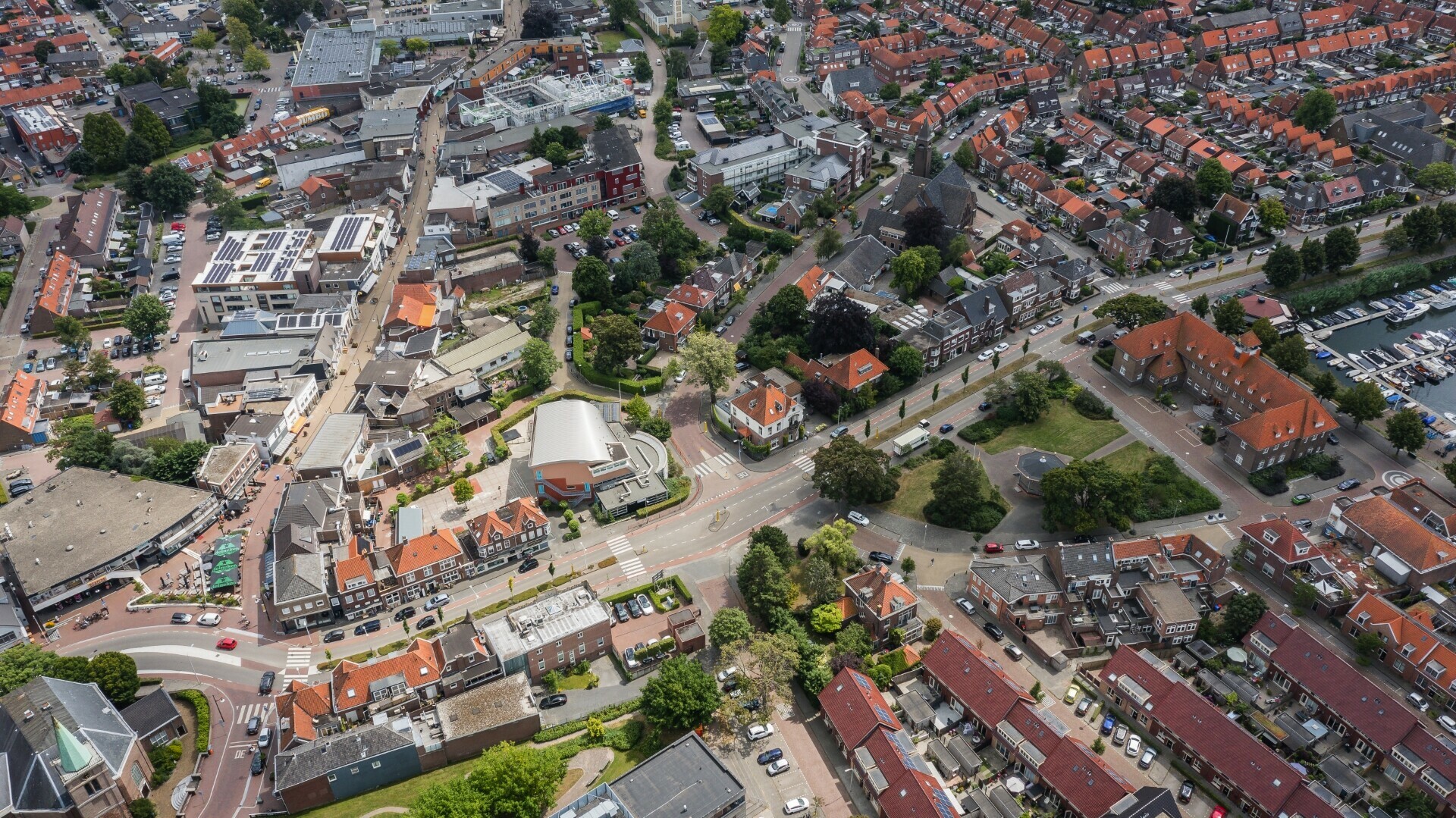 kerkbuurt-kerkstraat-dr-langeveldplein 